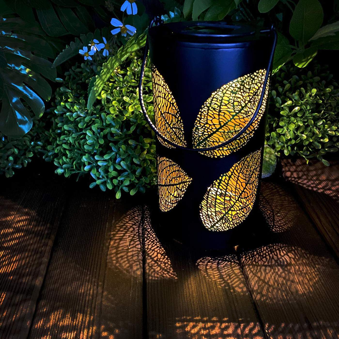 Solar Hollow Shadow Cast Lantern-Leaves